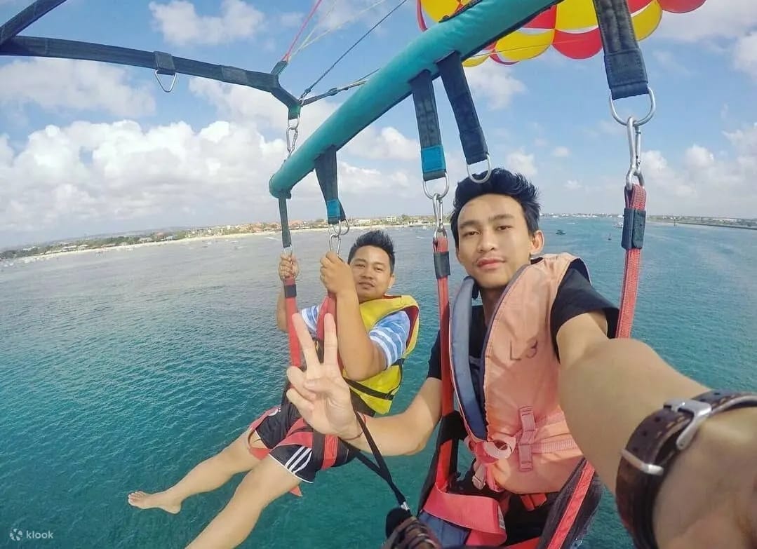 Adv Parasailing